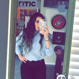 Meet your Posher, Katie